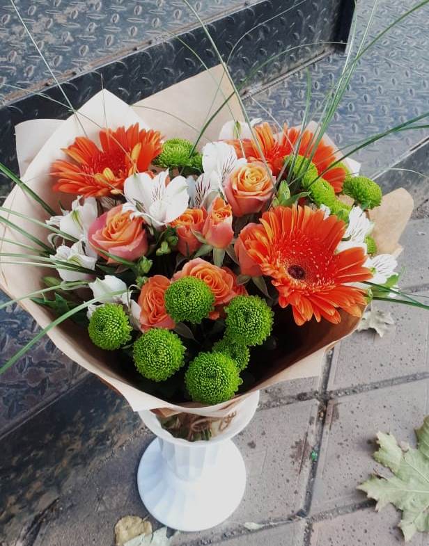 Букет цветов из: Герберы, Хризантемы, Альстромерии и Розы в Копанской