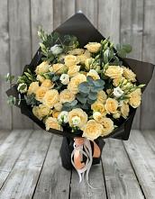 Букет цветов из:  Розы и Лизиантусы #REPLACE_PRED# Копанской