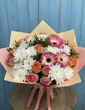 Букет цветов из:  Розы, Герберы и Хризантемы в Копанской