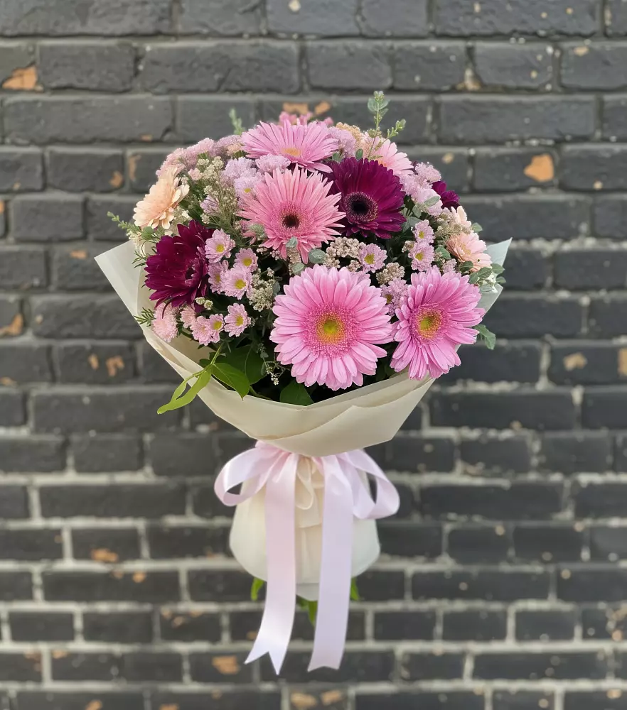 Букет цветов из: Герберы и Хризантемы в Копанской