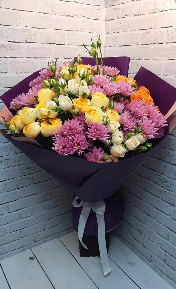 Букет цветов из: Хризантемы и Розы в Копанской