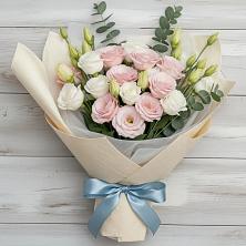 Букет цветов из:  Лизиантусы в Копанской