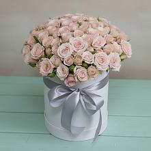 Цветочная композиция из Розы в шляпной коробке в Копанской