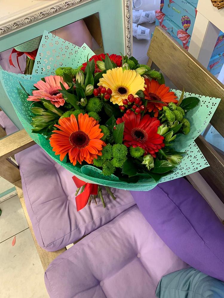 Букет цветов из: Герберы, Хризантемы и Альстромерии в Копанской