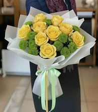 Букет цветов из:  Хризантемы и Розы в Копанской