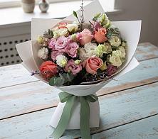 Букет цветов из:  Розы, Лизиантусы и Гвоздики #REPLACE_PRED# Копанской