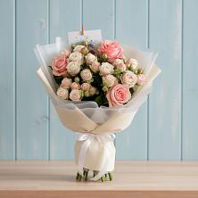 Букет цветов из:  Розы в Копанской