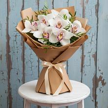 Букет цветов из:  Орхидеи и Розы #REPLACE_PRED# Копанской