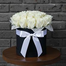 Цветочная композиция из Розы в шляпной коробке в Копанской